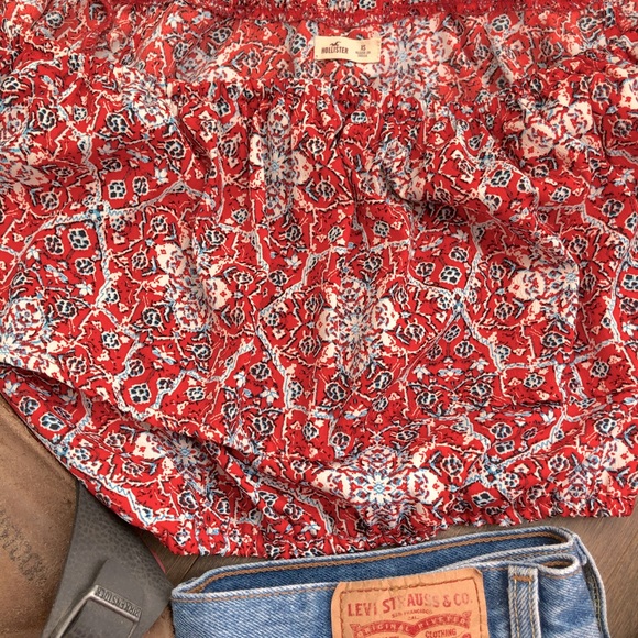 Hollister Crop off the Shoulder Red Ruffle Top - Picture 2 of 3